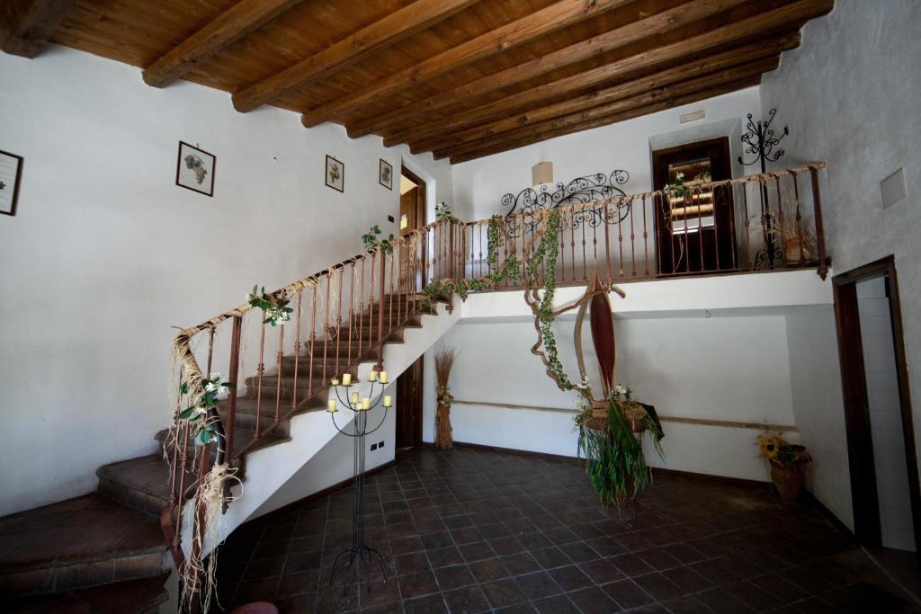 بيانا ديلي البانيسي Agriturismo Sant'Agata المظهر الخارجي الصورة