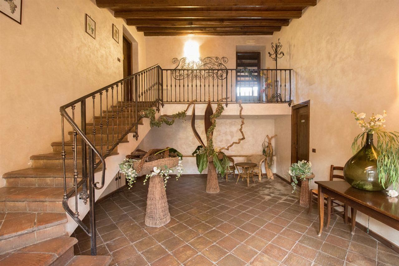 بيانا ديلي البانيسي Agriturismo Sant'Agata المظهر الخارجي الصورة